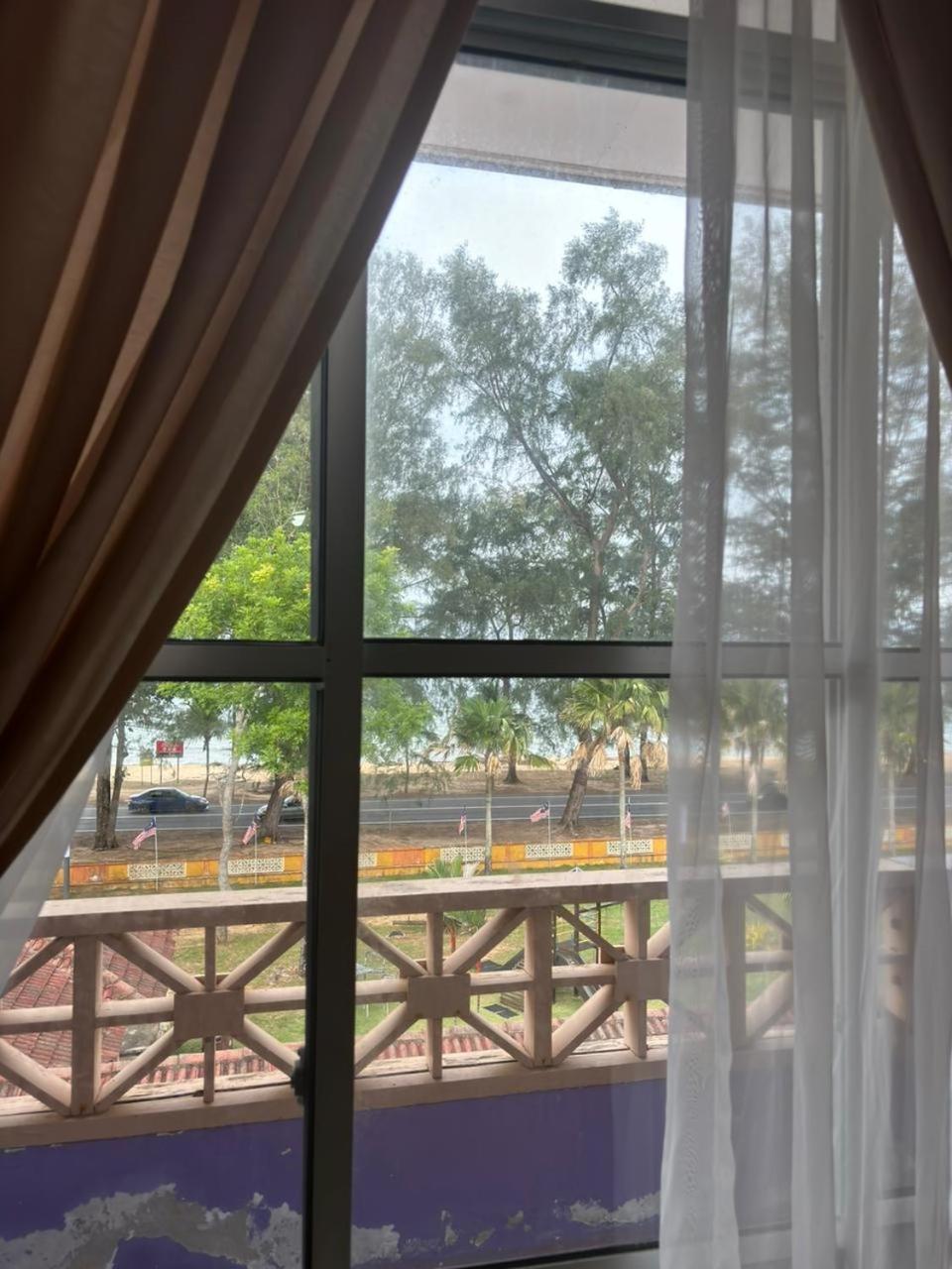 Hotel UiTM Dungun Batu Lima Bagian luar foto