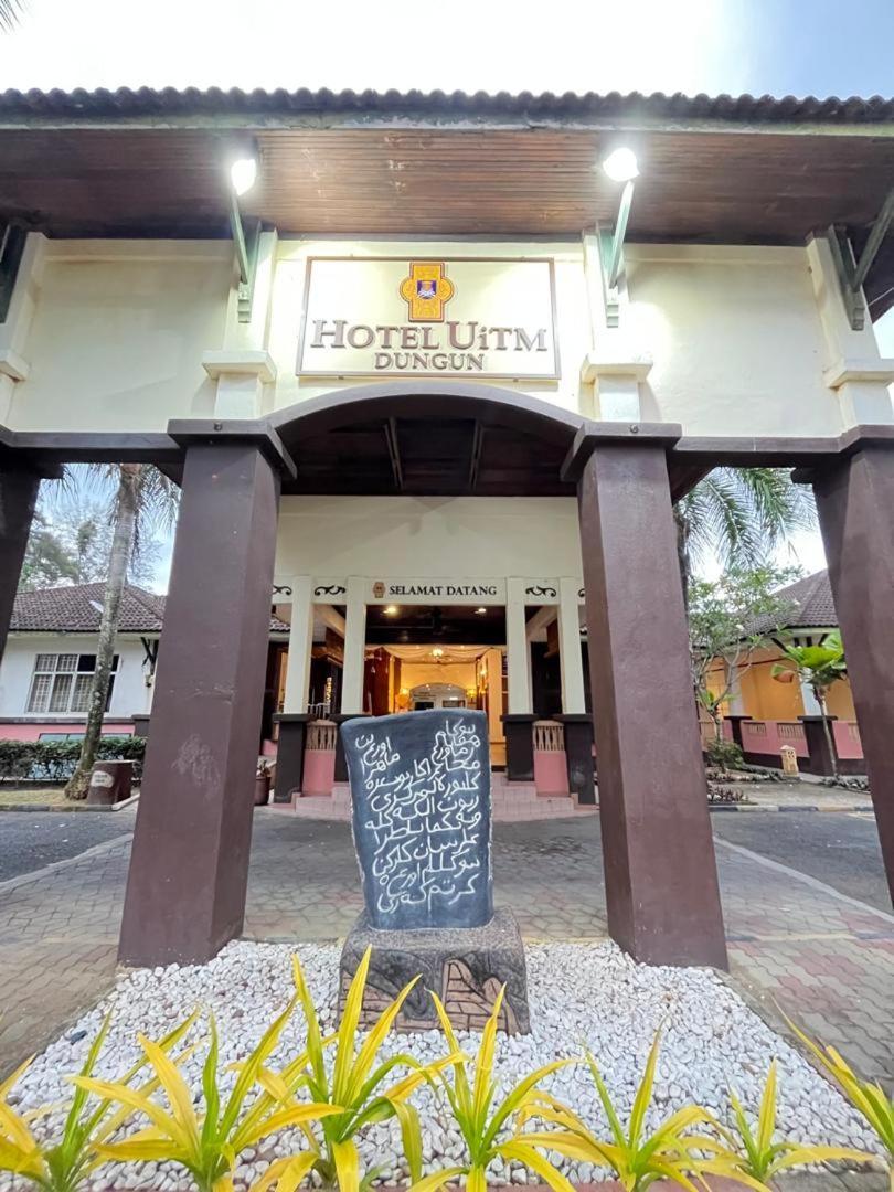 Hotel UiTM Dungun Batu Lima Bagian luar foto